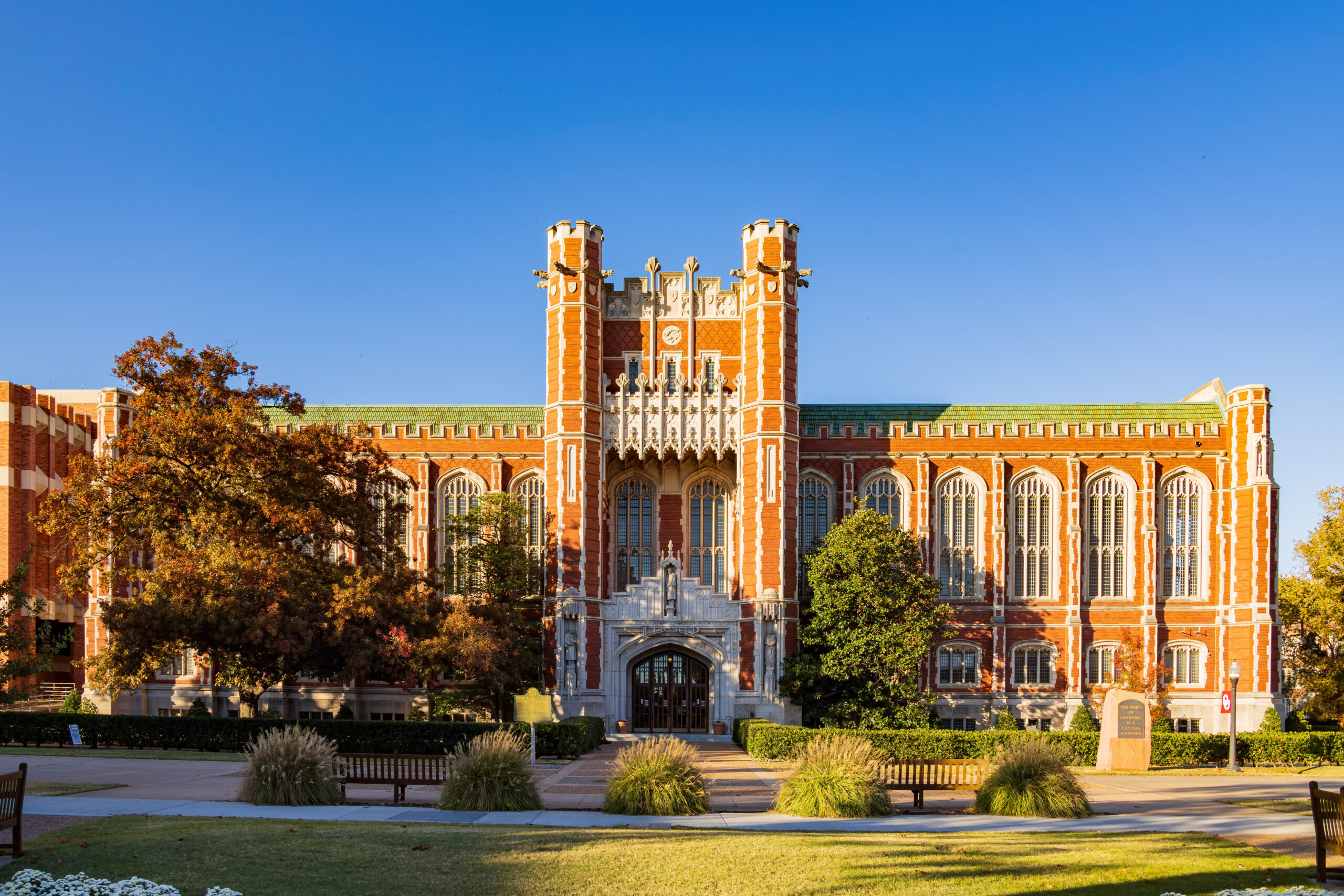 Exterior view of the Bizzell Memorial Library, Norman